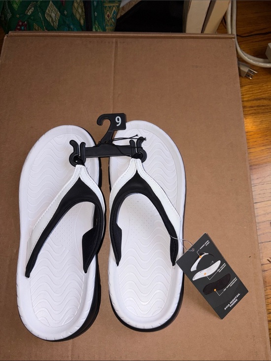 Avia Shoes - Avia thong sandals
